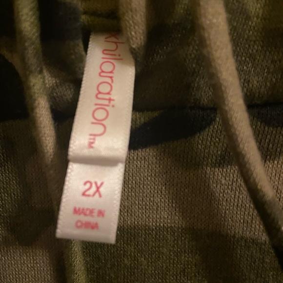 Xlilaration | Dress | Camouflage | Hoodie - Picture 8 of 11